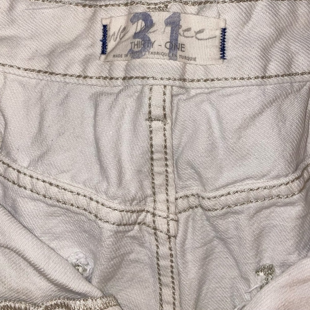 We the free shorts